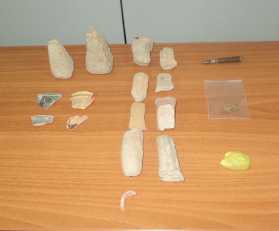 Συνελήφθησαν δύο ημεδαποί στη Φλώρινα  για παραβάσεις των νόμων περί ναρκωτικών, περί αρχαιοτήτων και περί όπλων