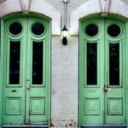 Δύο πόρτες έχει η ζωή. Δείτε την φωτογραφία και θα καταλάβετε…