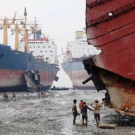 Πρωταγωνιστούν στην απόρριψη τοξικών πλοίων οι Έλληνες πλοιοκτήτες – Η λίστα της Shipbreaking Platform