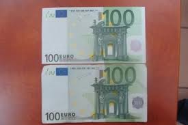 Ωραίος!! Κυκλοφορούσε με πλαστά χαρτονομίσματα των 100 ευρώ