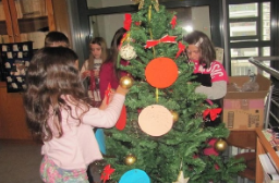 Χριστουγεννιάτικες δράσεις από την τετάρτη τάξη του 6ου δημοτικού σχολείου  Γρεβενών