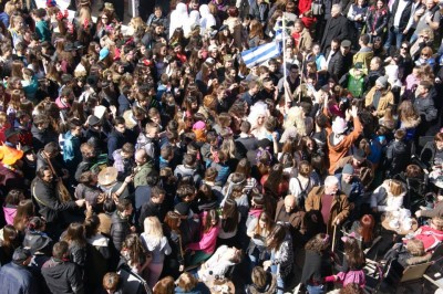 (φωτογραφίες)Οι αποκριάτικες εκδηλώσεις στην πόλη των Γρεβενών – Πολύς κόσμος και αποκριάτικο κέφι !!!
