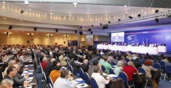Το ψήφισμα του Συνεδρίου της ΚΕΔΕ – Τι λέει για Παρατηρητήριο, οικονομικά, αναθεώρηση Καλλικράτη και διαχείριση απορριμμάτων