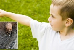 ΣΥΓΚΛΟΝΙΖΕΙ: 3χρονος θυμάται ότι στην προηγούμενη ζωή του δολοφονήθηκε και δείχνει πού είναι το πτώμα του! [video]