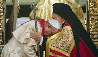 Άγιος Κοσμάς ο Αιτωλός ΄΄Τον Πάπα να Καταράσθε διότι αυτος είναι η αιτία του κακού΄΄