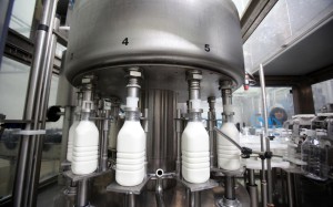 Γ. Κασαπίδης: Τι λέει για την εισαγωγή γάλακτος