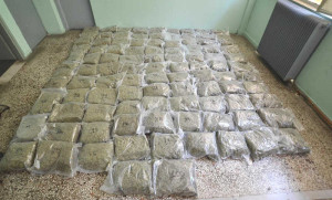Μεγάλη Αστυνομική επιχείρηση για ναρκωτικά στην Καστοριά! Πάνω από 100 κιλά χασίς και 2 συλλήψεις Σκοπιανών ο απολογισμός