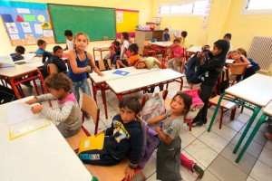 Σχολείο για τους μικρούς πρόσφυγες στις εγκαταστάσεις των κατασκηνώσεων του Ζιάκα;
