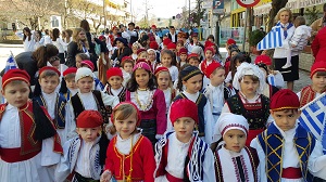 Σημαδιακή η φετινή παρέλαση για την πορεία του Κέντρου Νεότητας της Ιεράς Μητροπόλεως Γρεβενών