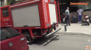 Φωτιά εκδηλώθηκε σε καμινάδα πολυκατοικίας στα Γρεβενά(βίντεο)