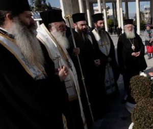 Στάτιστα Καστοριάς: Συνοδικό μνημόσυνο για τους μακεδονομάχους προεξάρχοντος του  Αρχιεπισκόπου  Ιερωνύμου