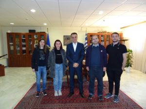 Η ομάδα ρομποτικής του Τμήματος Μηχανικών Πληροφορικής και Τηλεπικοινωνιών του Πανεπιστημίου Δυτικής Μακεδονίας επισκέφθηκε τον Περιφερειάρχη