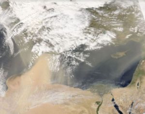 NASA -φωτογραφία: «Εξαφανίστηκε» η Κρήτη από την αφρικανική σκόνη