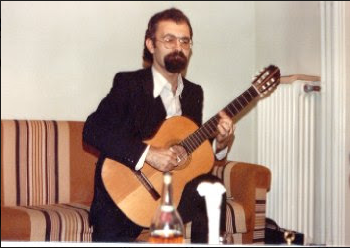 Αθανάσιος Τσιάτας: Kιθαριστής – διασκευαστής – μουσικοσυνθέτης ,στη μνήμη του ,εικοσι χρόνια απο το θάνατο του