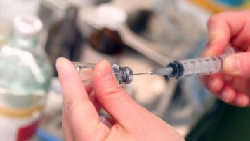 Πώς μοιράζονται τα 4,2 εκατ. εμβόλια για την γρίπη στην Ελλάδα