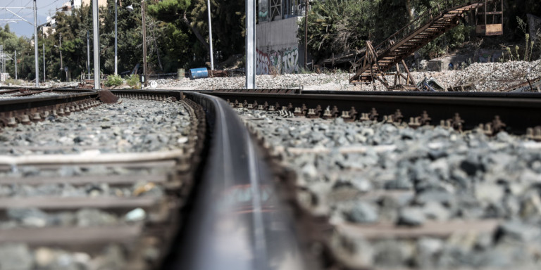 Φλώρινα:Τρένο παρέσυρε αγροτικό σε αφύλαχτη διάβαση -Ένας τραυματίας