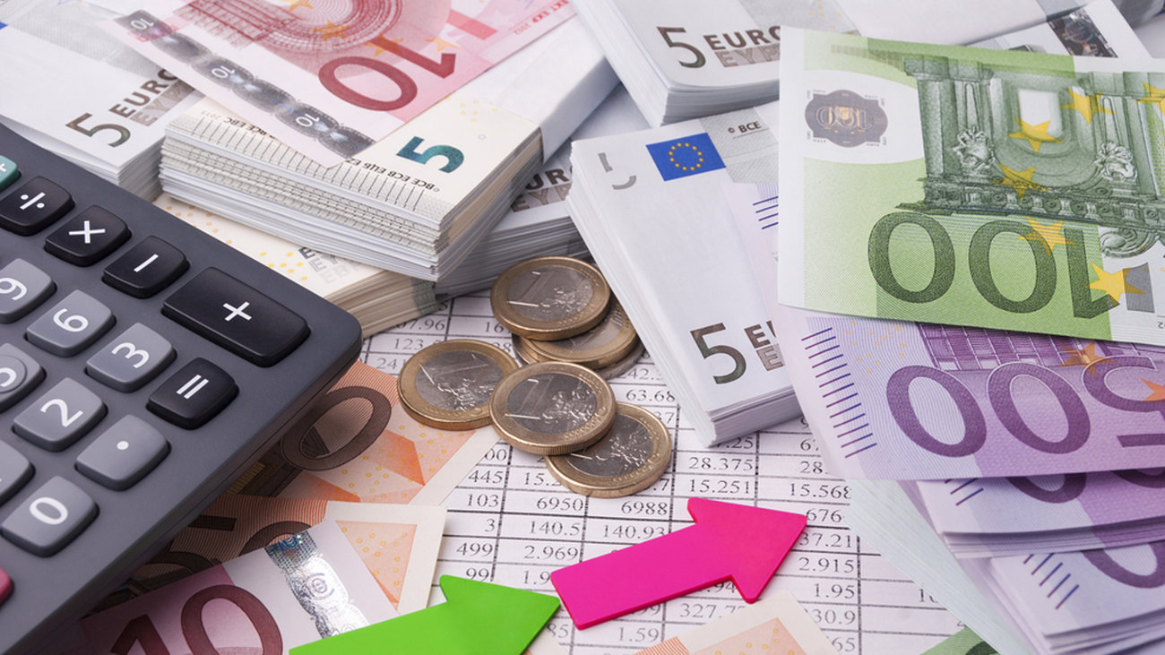 Ποιοι δικαιούνται δάνεια ως 25.000 ευρώ χωρίς εξασφαλίσεις