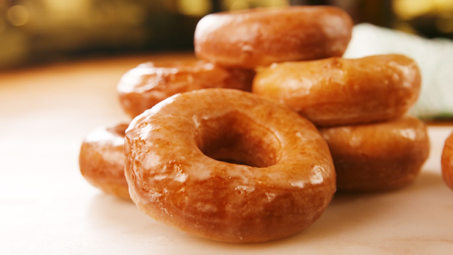 Το γλυκό της ημέρας:Donuts με μπανάνα χωρίς ζάχαρη για μικρούς και μεγάλους
