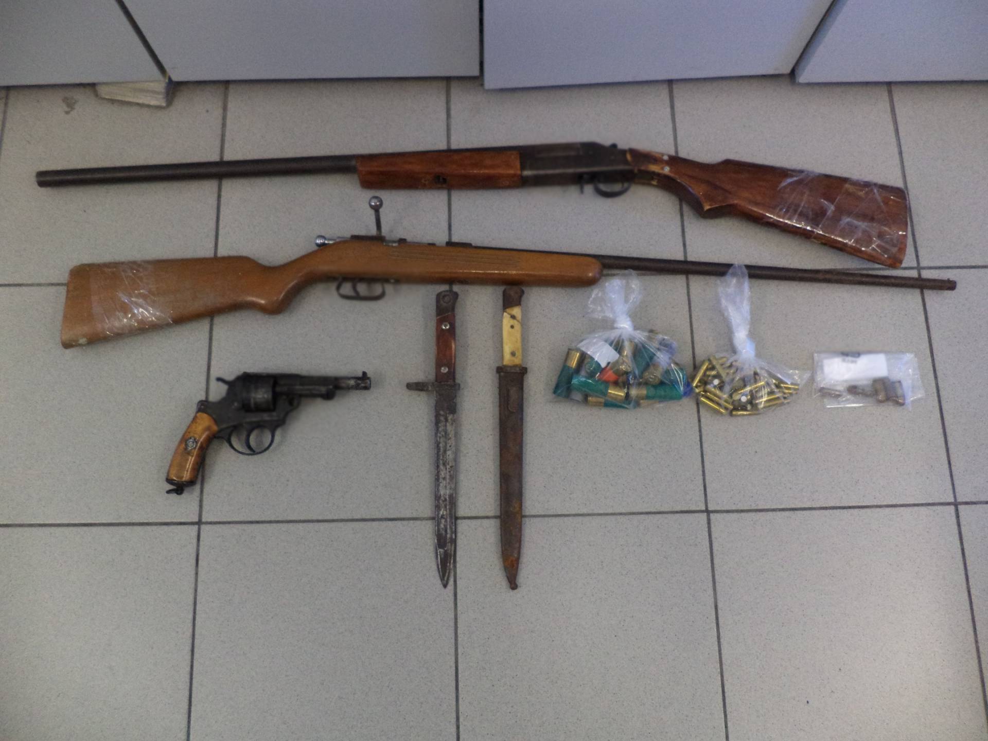 Σύλληψη 53χρονου ημεδαπού για παράβαση του νόμου περί όπλων στην Φλώρινα