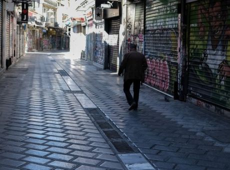 Τζίρος… μηδέν για τα καταστήματα στο τουριστικό κέντρο της Αθήνας
