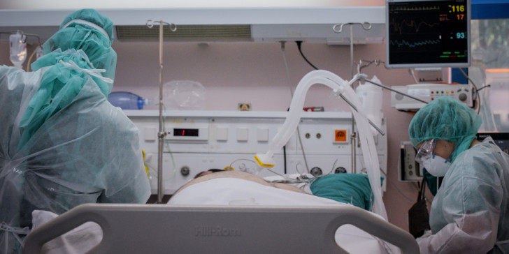 Επανέρχονται τακτικά ιατρεία και χειρουργεία – Κλινικές ετοιμότητας για κοροναϊό σε κάθε νοσοκομείο