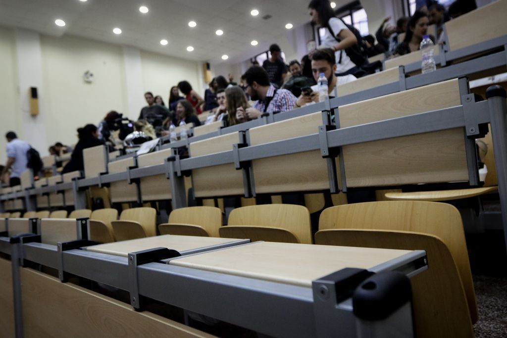 Κοροναϊός: Ανοίγουν από σήμερα τα Πανεπιστήμια – Πώς θα γίνονται μαθήματα, εργαστήρια
