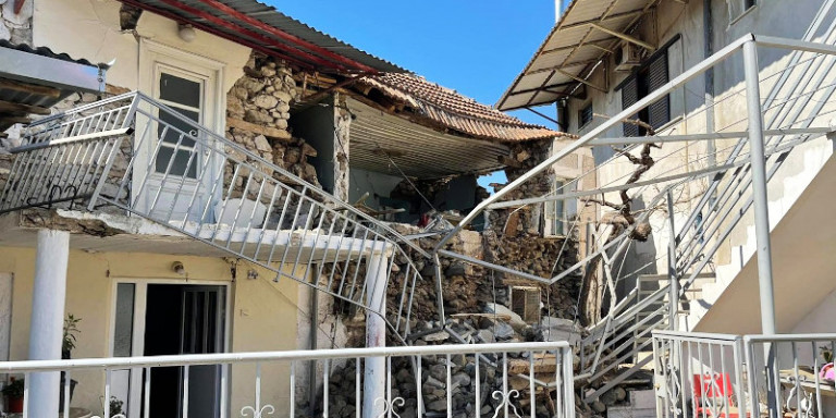 Σύλλογος Δασκάλων και Νηπιαγωγών του νομού Γρεβενών: Δράση αλληλεγγύης και αλληλοβοήθειας στους πληγέντες του σεισμού της Ελασσόνας και των γύρω περιοχών