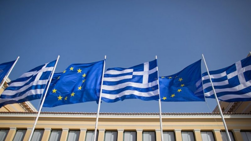 Οι Έλληνες αναγνωρίζουν τα οικονομικά οφέλη της ΕΕ, αλλά δεν γνωρίζουν ακριβή ποσά