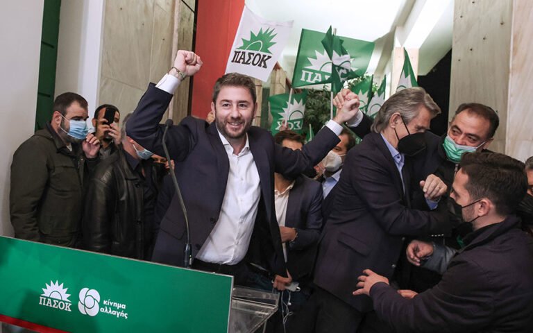 Νίκος Ανδρουλάκης: Οι πρώτες κινήσεις του νέου ηγέτη του ΚΙΝΑΛ
