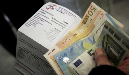 Σκρέκας: Στα 42 ευρώ το μήνα η επιδότηση για τους λογαριασμούς ρεύματος και 54 στα ευάλωτα νοικοκυριά