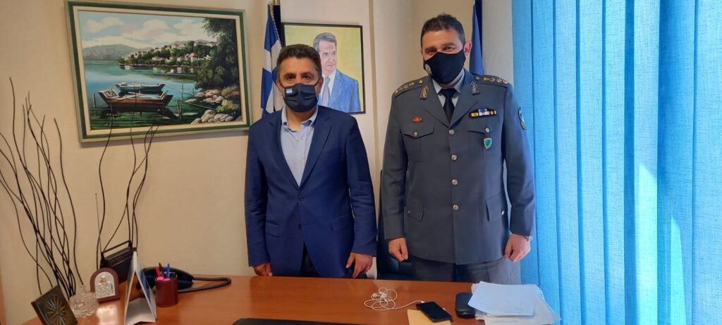 Ζ. Τζηκαλάγιας: Συνάντηση κυβερνητικού Βουλευτή και Διευθυντή Αστυνομίας Καστοριάς