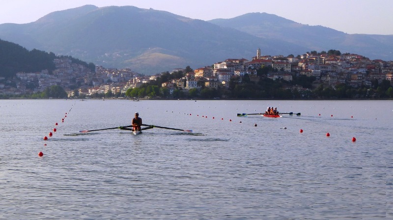 Στη λίμνη της Καστοριάς η προετοιμασία της Εθνικής Ομάδας Κωπηλασίας για το Βαλκανικό Πρωτάθλημα