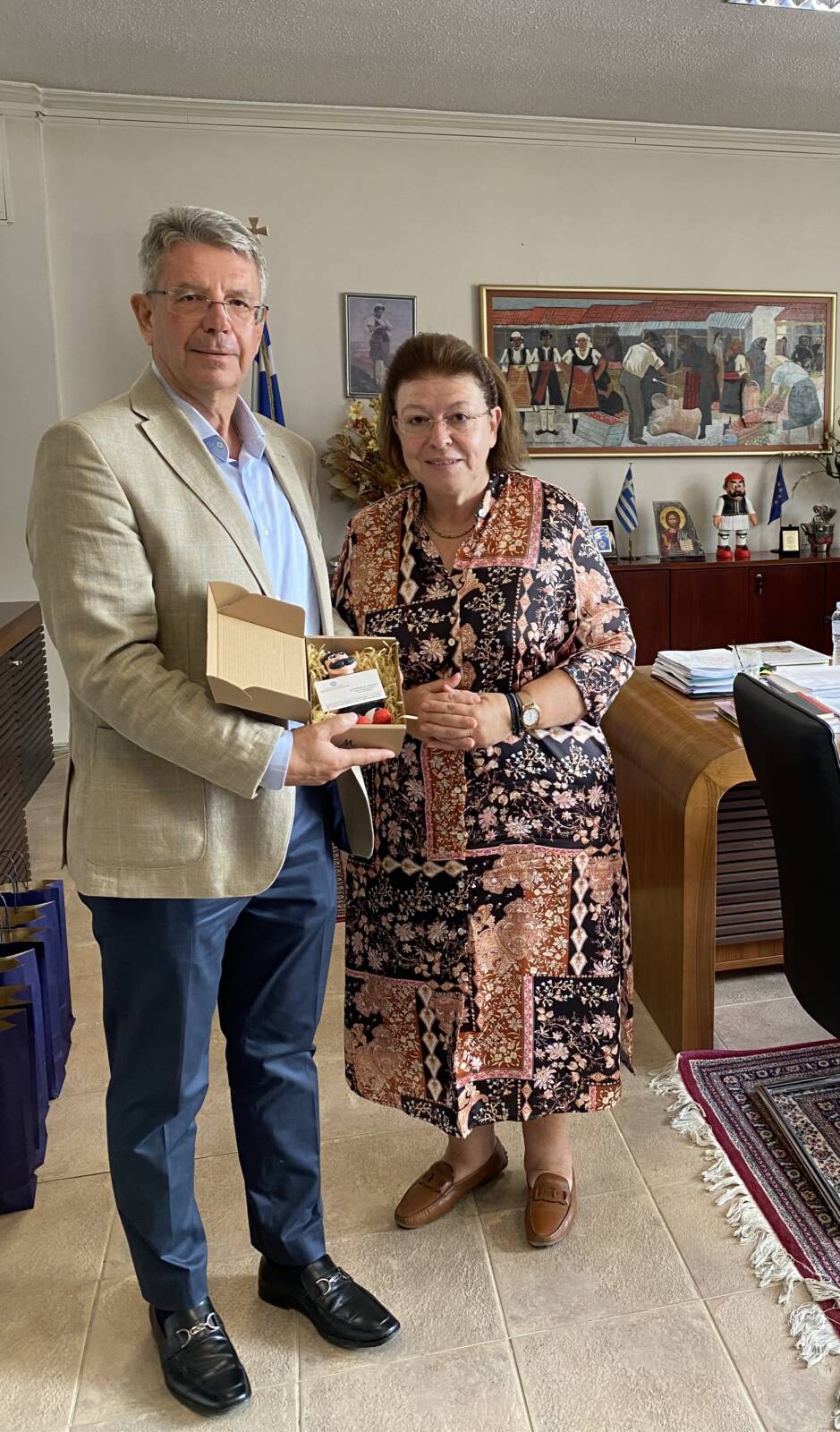 Η Υπουργός Πολιτισμού και Αθλητισμού κ. Λίνα Μενδώνη επισκέφθηκε τον Αντιπεριφερειάρχη Φλώρινας κ. Σωτήρη Βόσδου