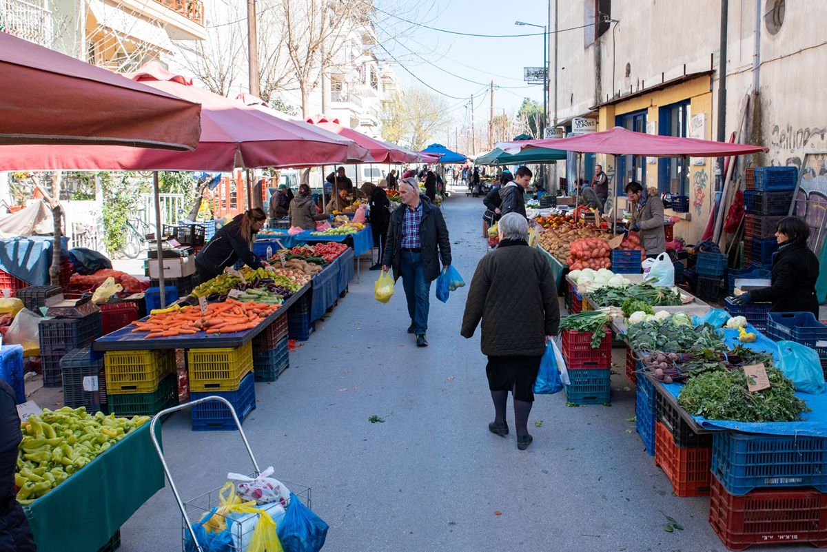 Παράταση Προκηρύξεων – Η Περιφέρεια Δυτικής Μακεδονίας προβαίνει στην παράταση των προκηρύξεων χορήγησης 40 νέων αδειών παραγωγού πωλητή και 40 νέων αδειών επαγγελματία πωλητή υπαίθριου πλανοδίου εμπορίου