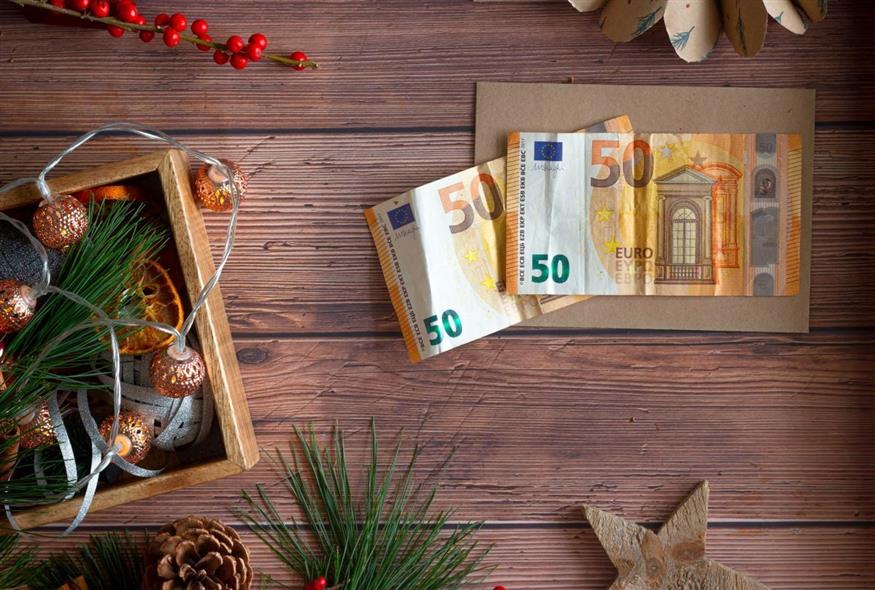 Δεκαπενθήμερο πληρωμών έως τα Χριστούγεννα για επιδόματα, συντάξεις -Το νέο πακέτο στήριξης