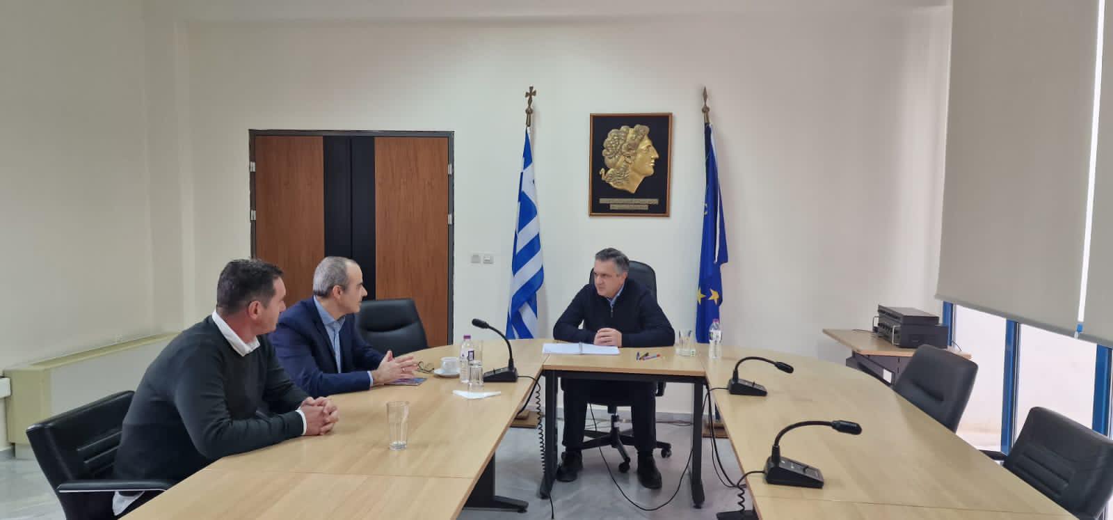 Συνάντηση του Περιφερειάρχη Δυτικής Μακεδονίας Γεώργιου Κασαπίδη με τον Πρόεδρο του Κέντρου Κοινωνικής Πρόνοιας και τον Αντιπρόεδρο