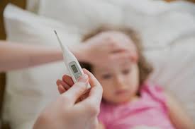 Πώς να ρίξετε τον πυρετό στα παιδιά -Οι 3 οδηγίες της Παιδιατρικής Εταιρείας
