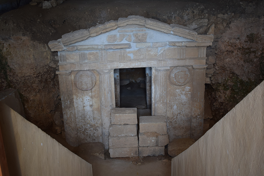 Εφορεία Αρχαιοτήτων Κοζάνης: “Άνοιγμα του Μακεδονικού Τάφου Σπηλιάς Εορδαίας”