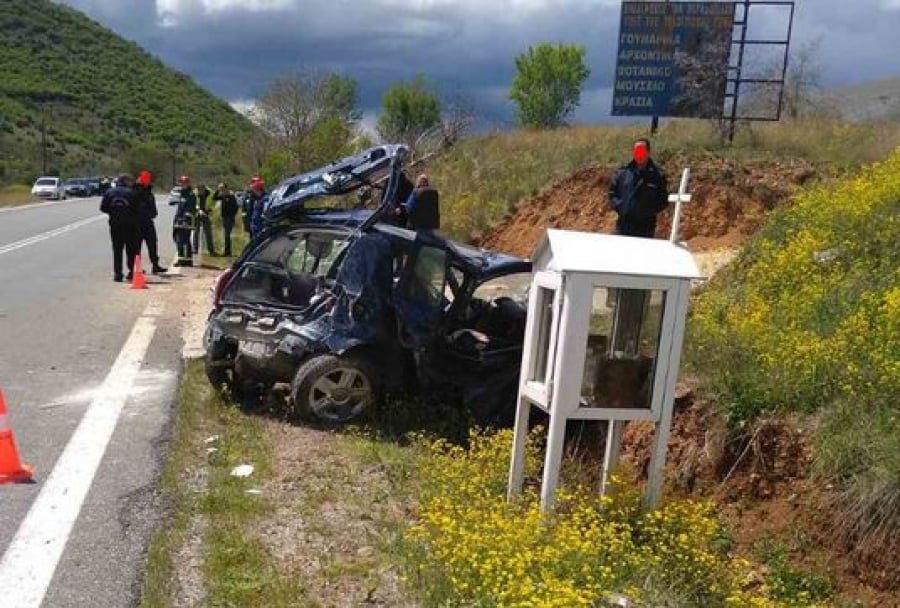 Τραγωδία στην Κοζάνη: Τροχαίο δυστύχημα με δύο νεκρούς, άμορφη μάζα το ΙΧ