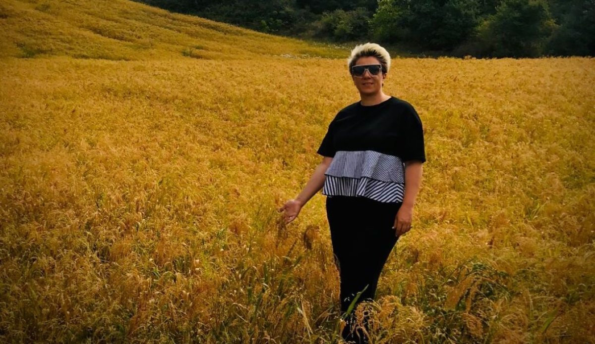 Στη Δεσκάτη Γρεβενών μια νέα αγρότισσα καλλιεργεί κεχρί