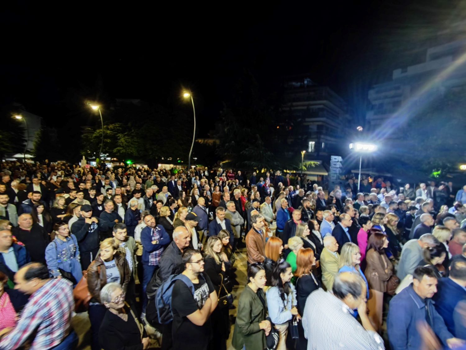 “Βούλιαξε” η Κεντρική Πλατεία Γρεβενών στην κεντρική προεκλογική ομιλία του Κυριάκου Ταταρίδη (βίντεο & φωτογραφίες)