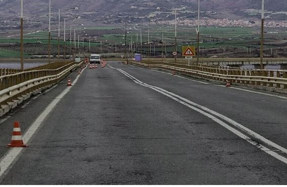 Παράταση κυκλοφοριακών ρυθμίσεων στη γέφυρα Σερβίων