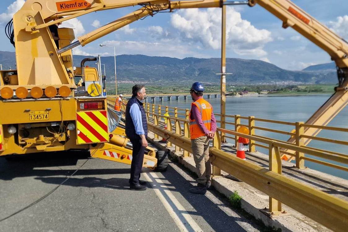 Ολοκληρώθηκαν οι εργασίες επισκευής – Άνοιξε η γέφυρα των Σερβίων για τα μεγάλα οχήματα