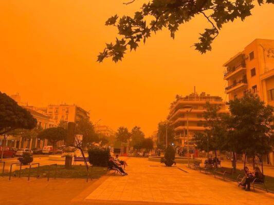 Πώς σκέπασε η αφρικανική σκόνη την Ελλάδα – Δορυφορικές εικόνες