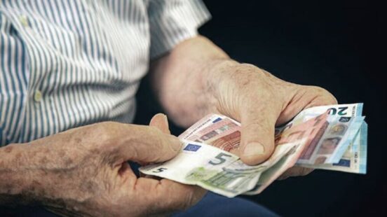 Συντάξεις: Ποιοι θα πάρουν τα 250€ τον Νοέμβρη – Αναλυτικά ποσά, δικαιούχοι και πίνακες