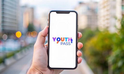 Youth Pass 2025: Συνεχίζεται η υποβολή των αιτήσεων – Ποιοι νέοι θα λάβουν 300 ευρώ