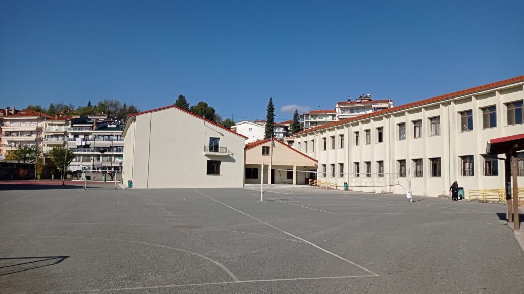 Δήμος Γρεβενών: Πρόγραμμα “Μαριέττα Γιαννάκου”: Εντός του Ιουνίου ξεκινούν εργασίες ανακαίνισης και αναβάθμισης του 1ου Ημερήσιου Γυμνασίου Γρεβενών
