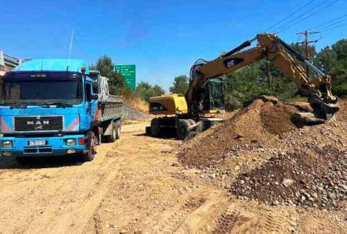 Καθαρισμός ρέματος στην περιοχή του Δάσους Μεσοποταμίας από την Π.Ε. Καστοριάς