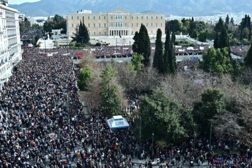 Η κοινωνία χρειάζεται την προοπτική μιας μεγάλης αλλαγής