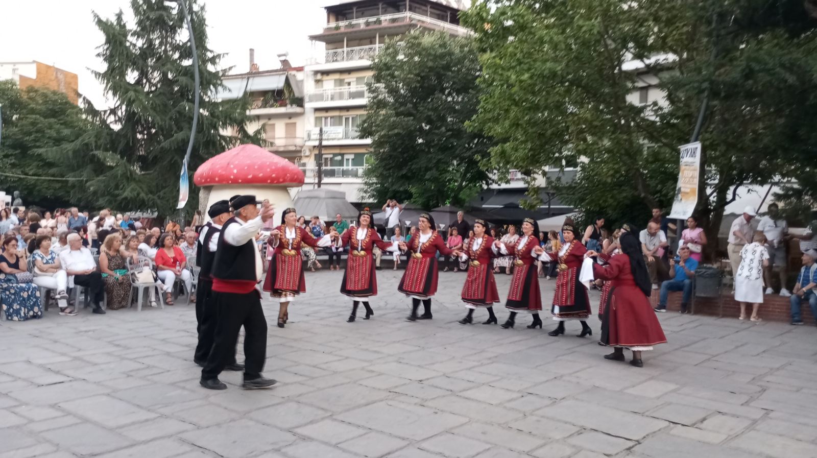 Ολοκληρώθηκε το 6ο φεστιβάλ “Γρεβενών Γεύσεις” και “Λευκή Νύχτα (Βίντεο – Φωτογραφίες)